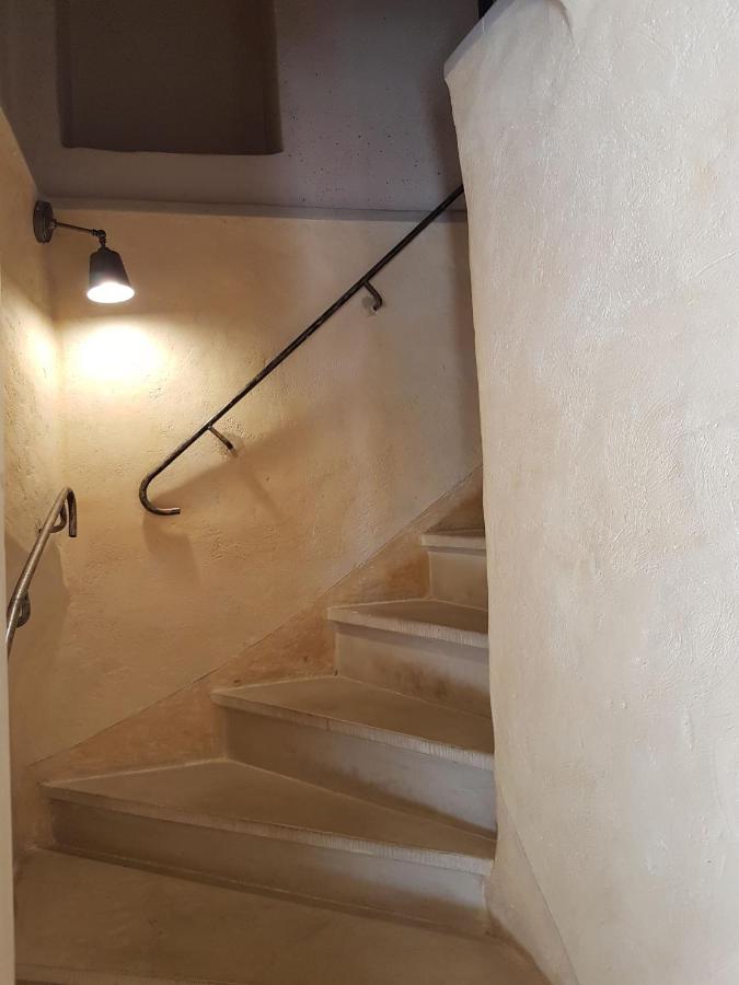 Les Studios De St Guilhem Saint-Guilhem-le-Desert Exterior foto